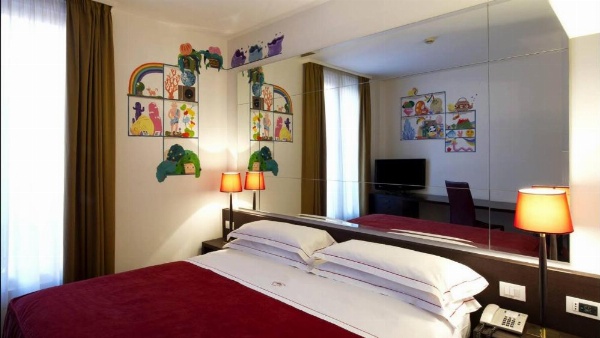 Phi Hotel Bologna image 18