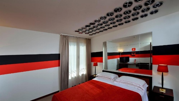Phi Hotel Bologna image 92